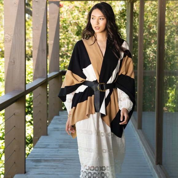 NWT Parrish LA - Stevie Poncho - Picture 2 of 7